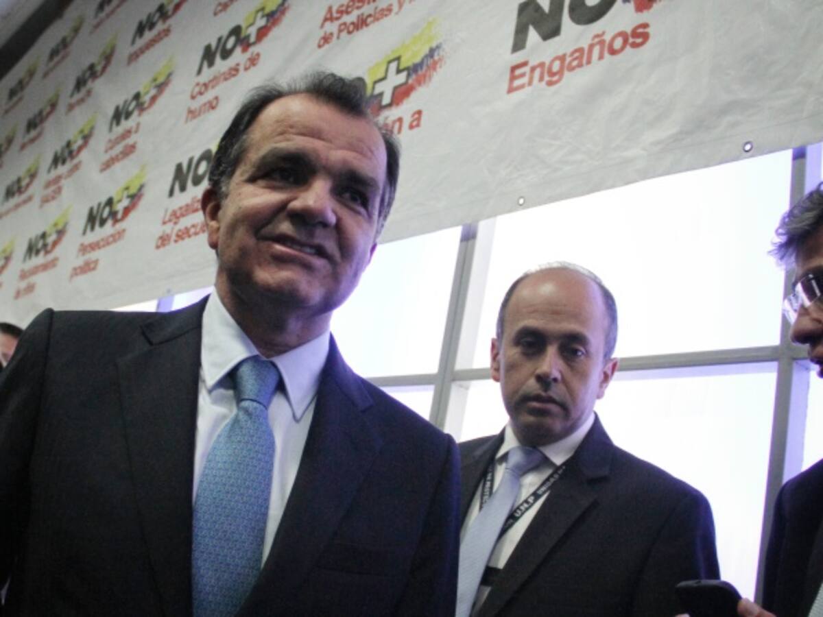 Uribismo invita a Pastrana a sumarse a la campaña por el no en el plebiscito