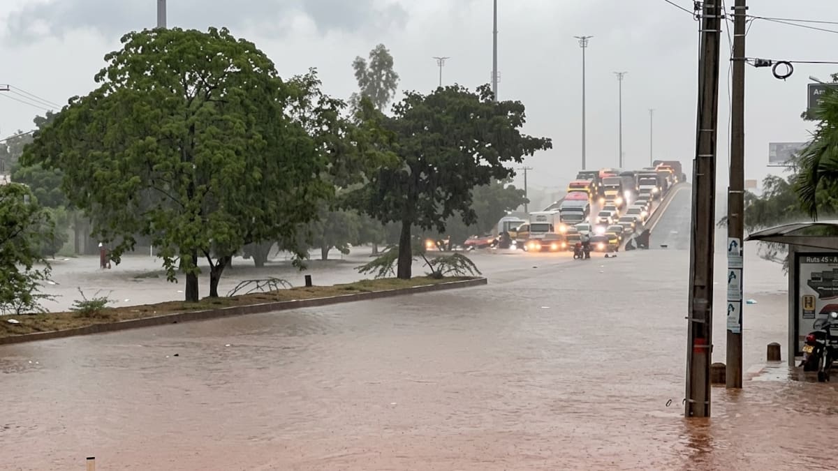 Gremios piden frente común para atender problemas de la vía al aeropuerto Ernesto Cortissoz