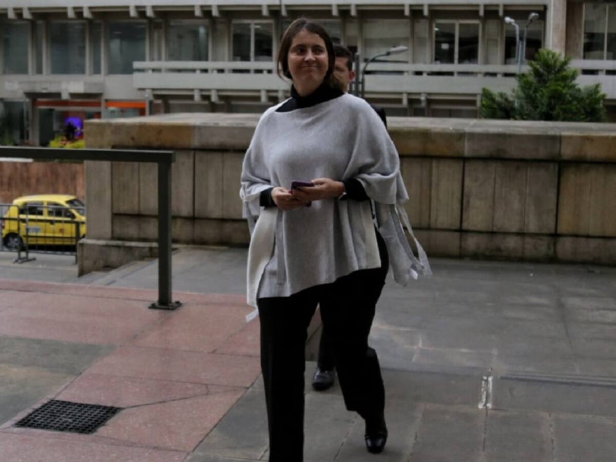 No le he pagado a quien me dio el video: Paloma Valencia