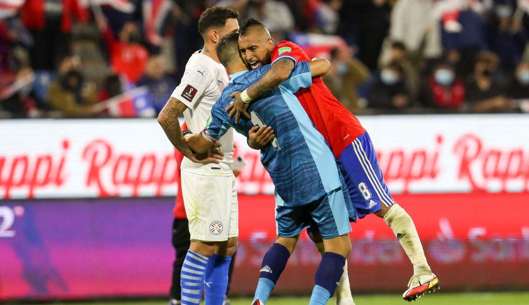 Chile 2 - 0 Paraguay en Eliminatoria en 2021