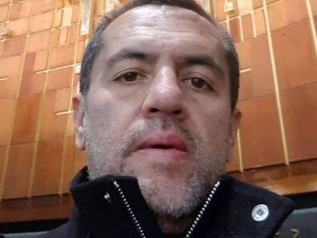 El show de las marionetas del senador Mario Castaño: escena 8