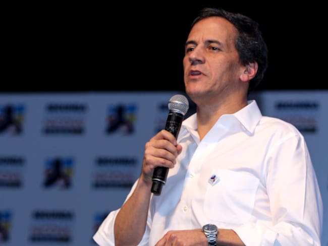 Trino de Rafael Nieto sobre Consulta Anticorrupción desató ira en redes