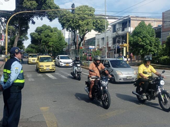 Restricción parrillero en moto y pico y placa metropolitano: Cuál fue la decisión del Tribunal Bucaramanga