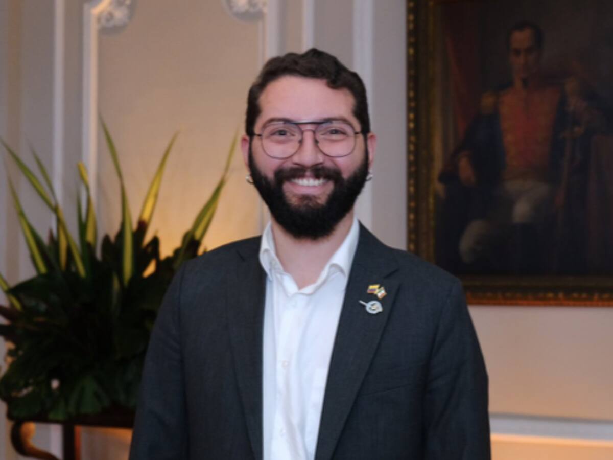 Al Oído: vergonzosa salida en falso del embajador en México, Moisés Daza