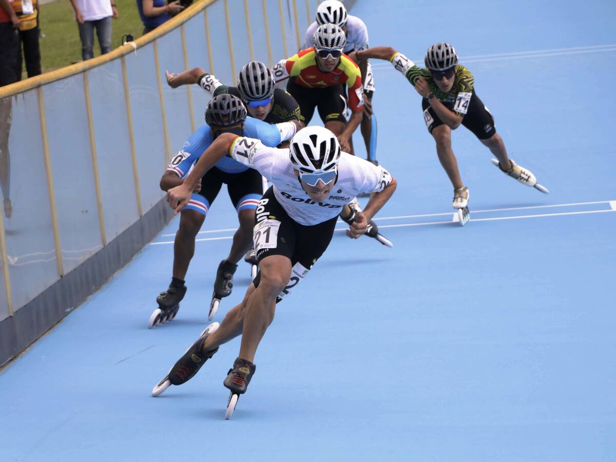 Andrés Jiménez ganó oro en 1000 metros patinaje