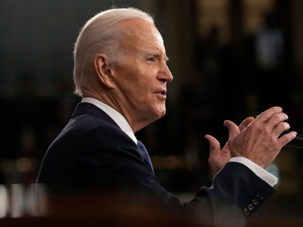 Biden hizo llamado a endurecer controles de armas por muerte de seis personas a bala