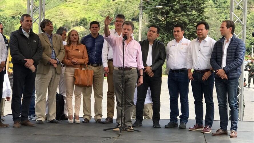 Presidente Juan Manuel Santos celebra que Leopoldo López esté de nuevo con su familia. Foto: Presidencia
