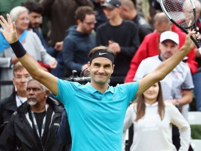 Federer volvió con victoria al circuito ATP, luego de dos meses de ausencia