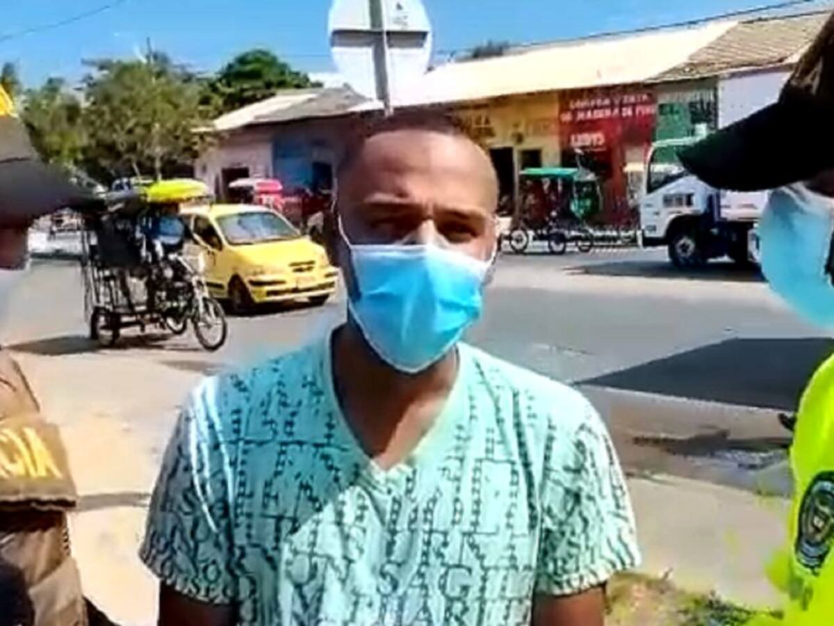 Cae hombre que presuntamente extorsionaba a negocios en Barranquilla