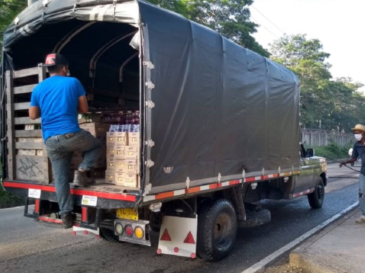 La Alcaldía de Cartagena no aporta: voluntarios en Pasacaballos