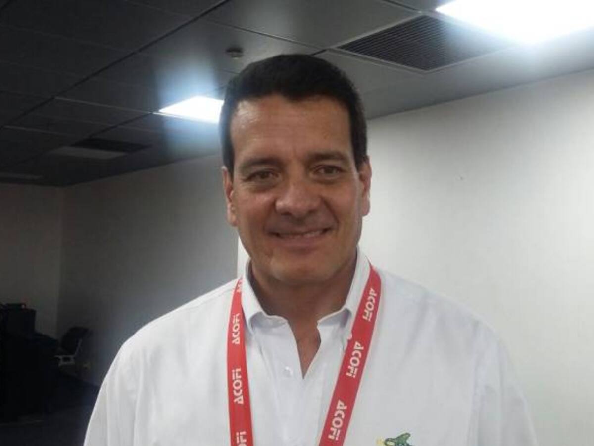 Lo que el ELN está haciendo es atacar a la población civil: Presidente de Ecopetrol