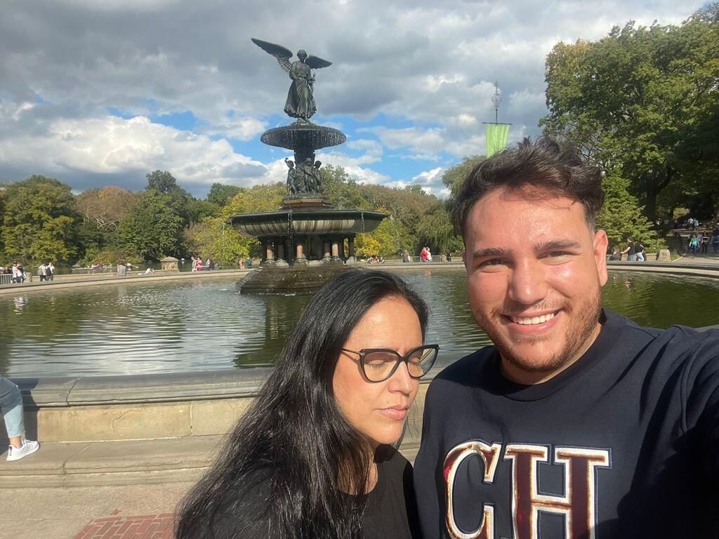 Alejandro Estrada y su madre Olga Cardona- foto cortesía