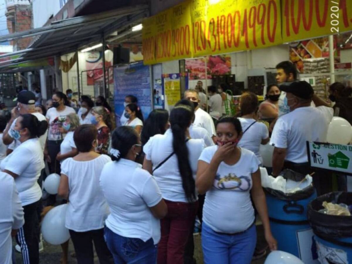 Comerciantes de Terrón Colorado exigen garantías de seguridad