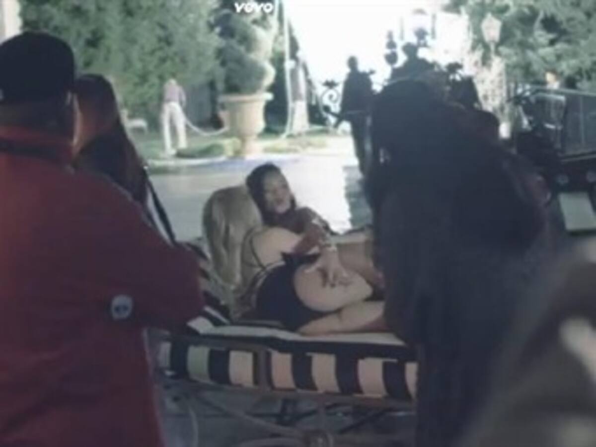 El detrás de cámaras del polémico video de Shakira y Rihanna