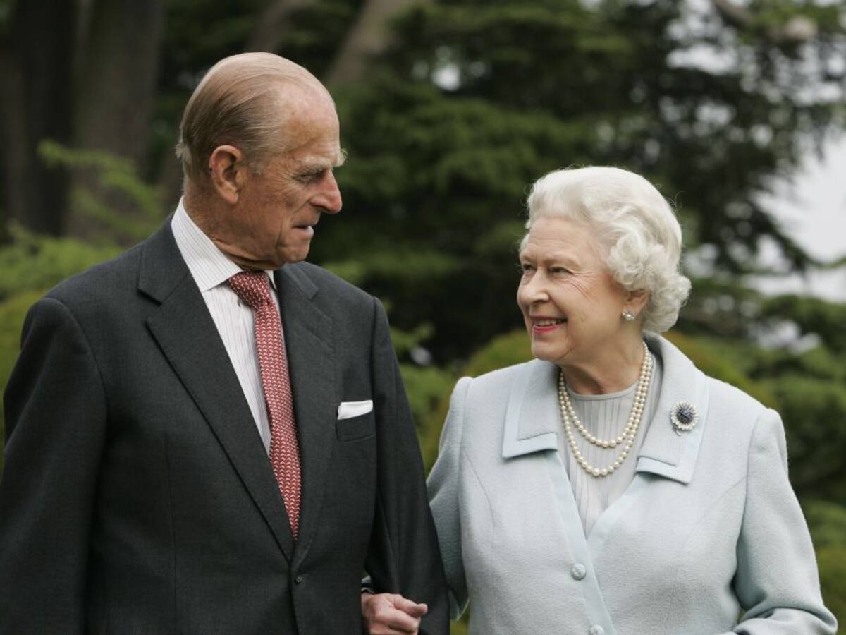 Los mensajes de Navidad del papa Francisco y la reina Isabel II