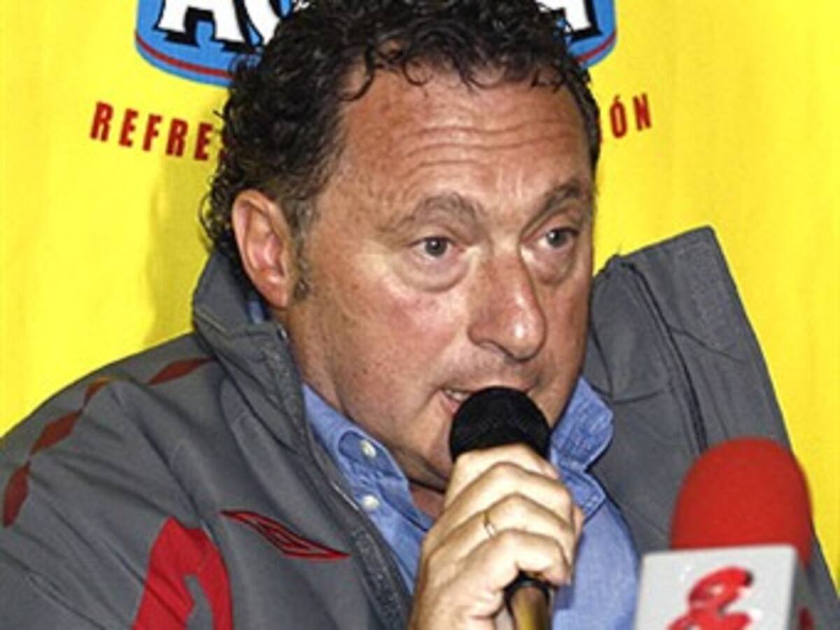 Renunció técnico de Santa Fe por supuestas amenazas de muerte