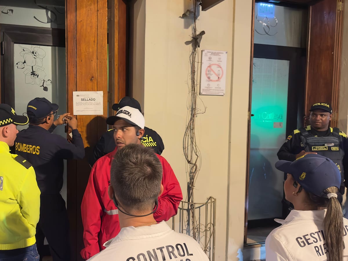 Selladas tres discotecas del Centro Histórico por incumplir normas de seguridad y emergencias