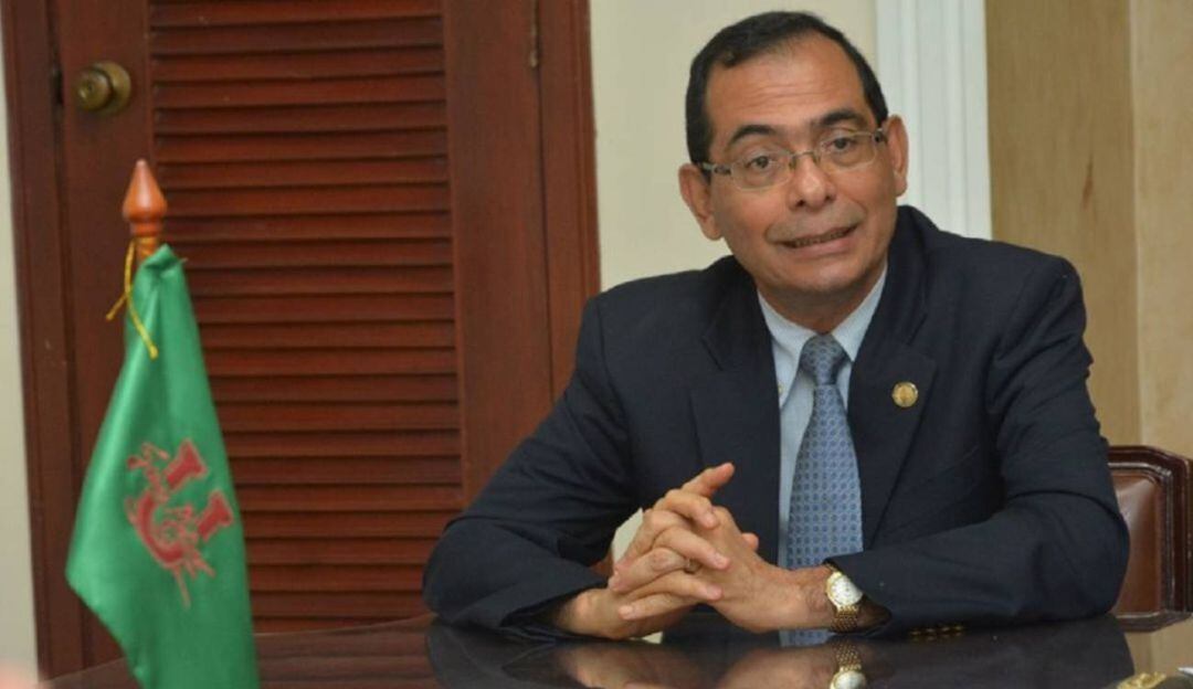 El rector de la Universiad Simón Bolívar, José Consuegra Bolívar.