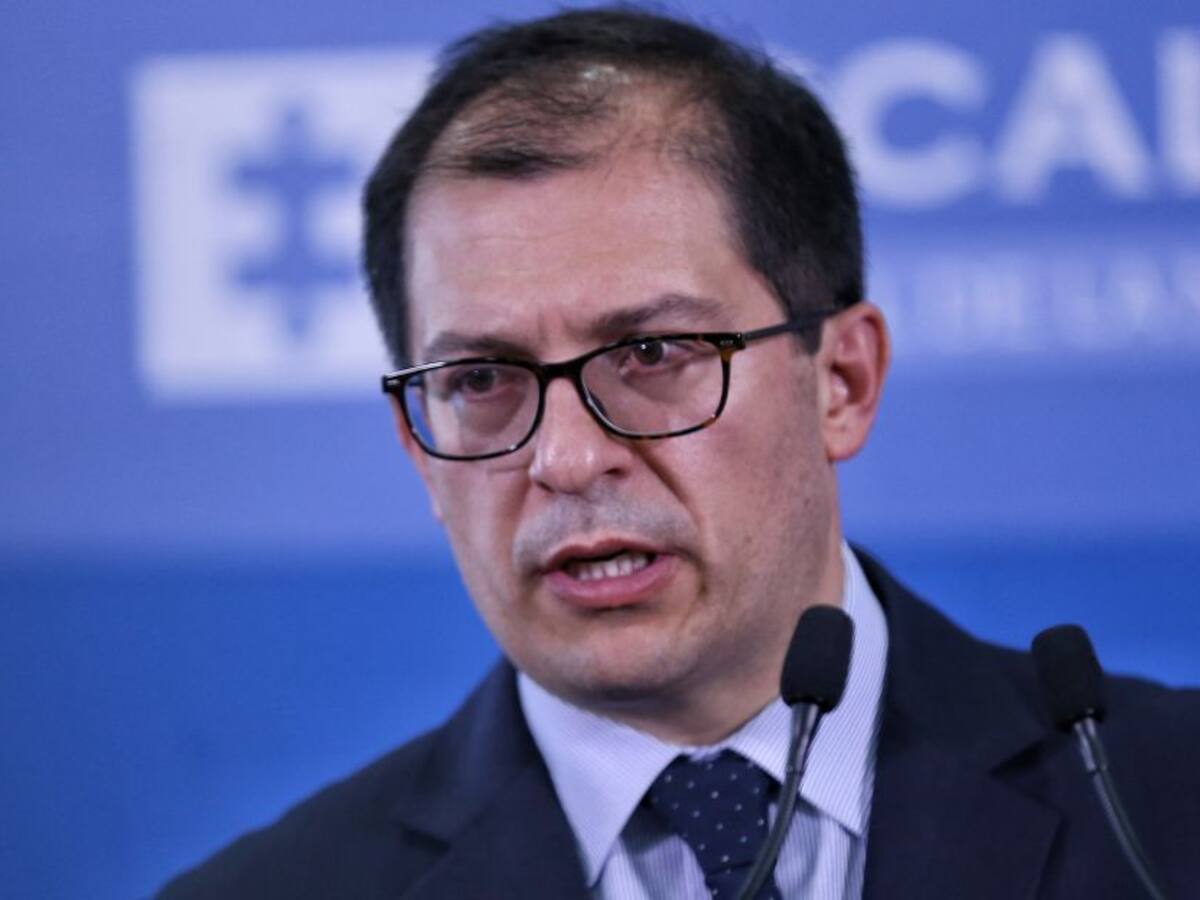 Fiscalía investiga 44 contratos a aportantes de campaña durante coronavirus