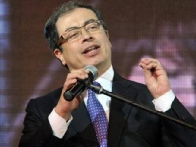 Controvertido contratista Alejandro Botero 'ya no hace parte' de la Comisión de Empalme: Petro