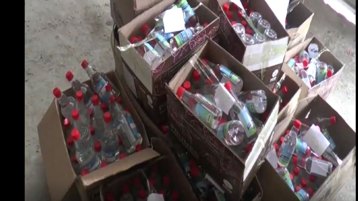 POLICÍA ALCOHOL INCAUTACIÓN