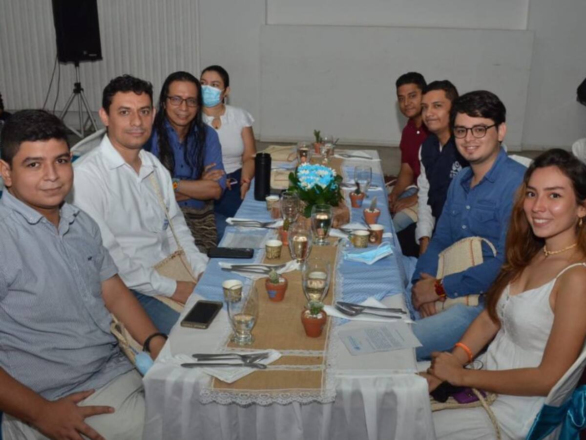 Cerca de 400 líderes del Huila, realizan estudios de Derechos Humanos