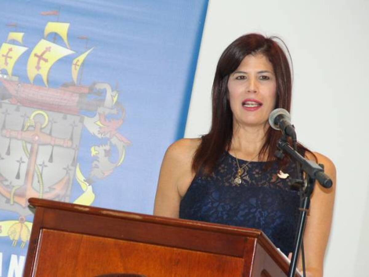 Definimos reglas claras para mejorar el servicio: ministra de Transporte