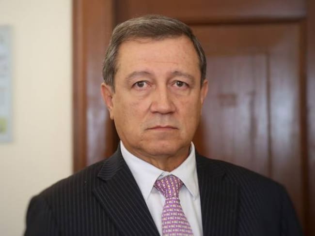 Ernesto Macías, Nuevo presidente del Senado.