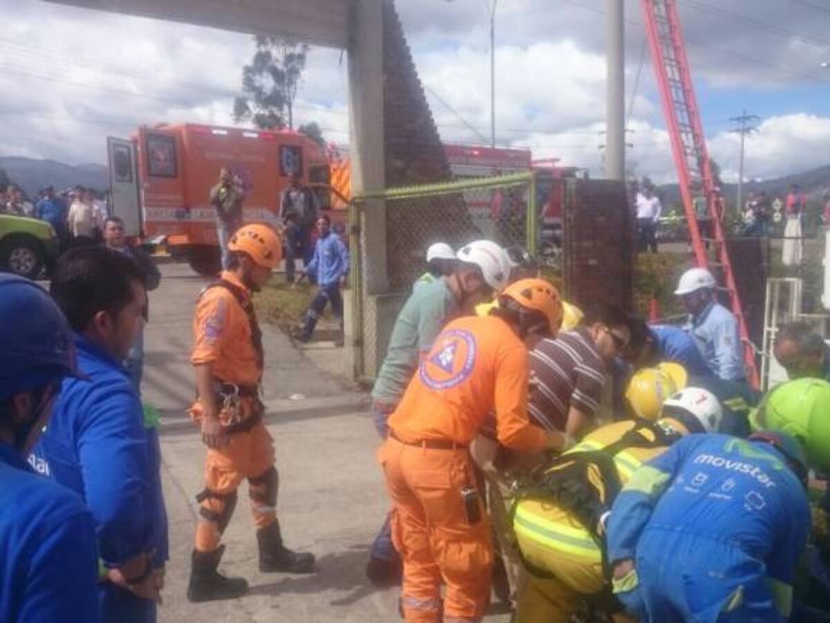 Hombre que recibió descarga de energía en Duitama, fue remitido al Hospital Simón Bolívar en Bogotá