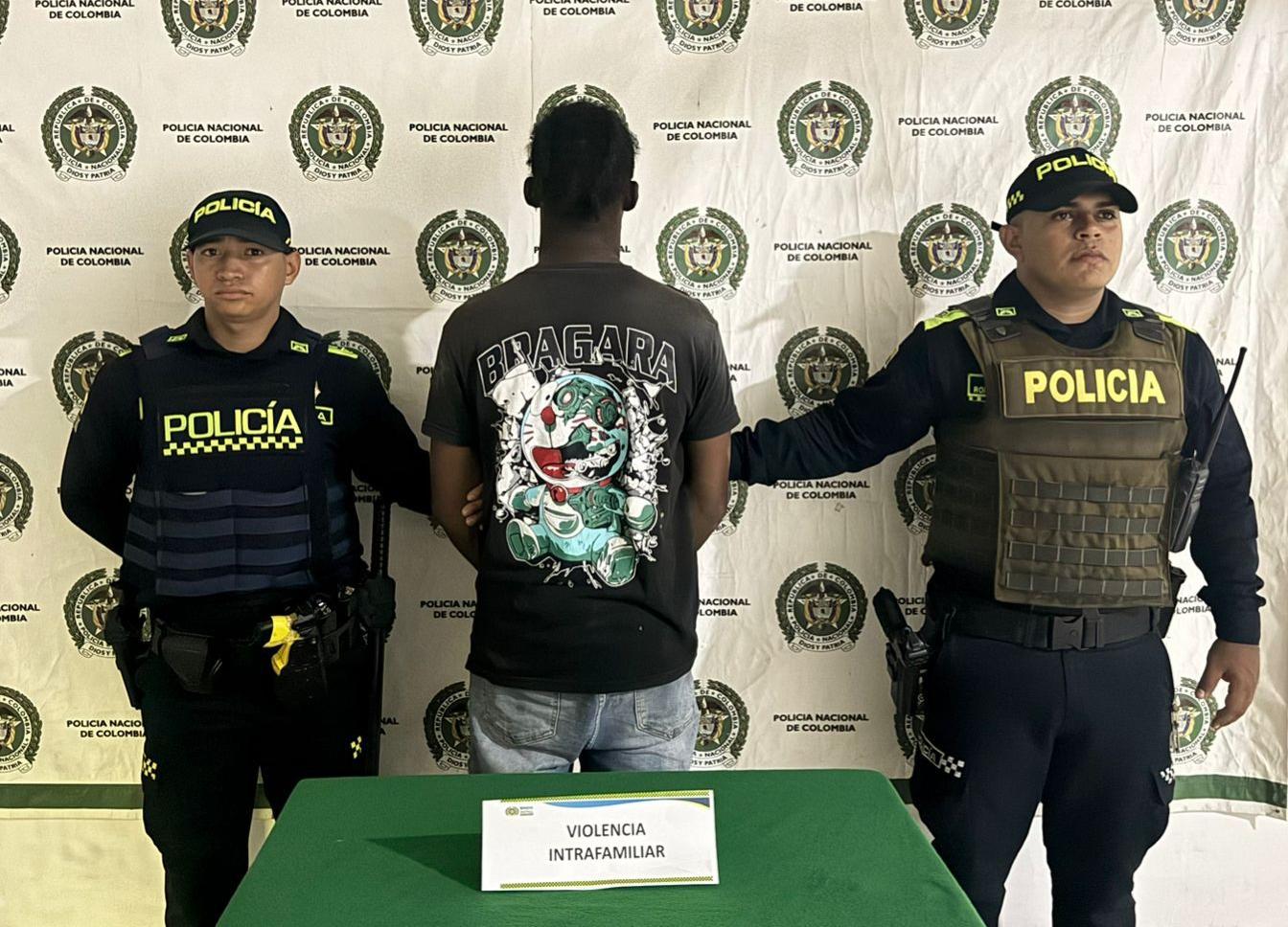 Celos casi terminan en tragedia: “Rasquiñita” terminó tras las rejas