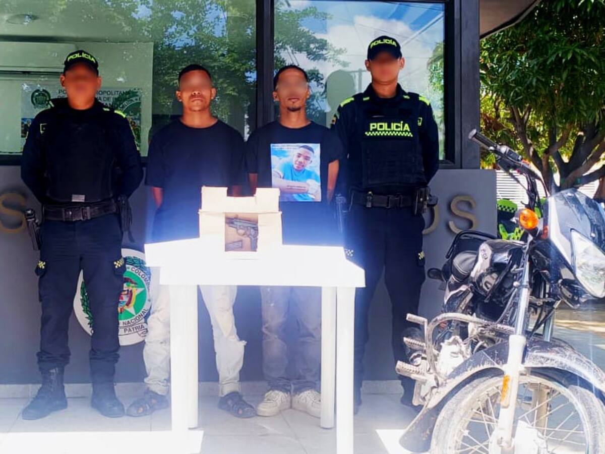 Cuatro presuntos delincuentes capturados con armas de fuego ilegales en Cartagena