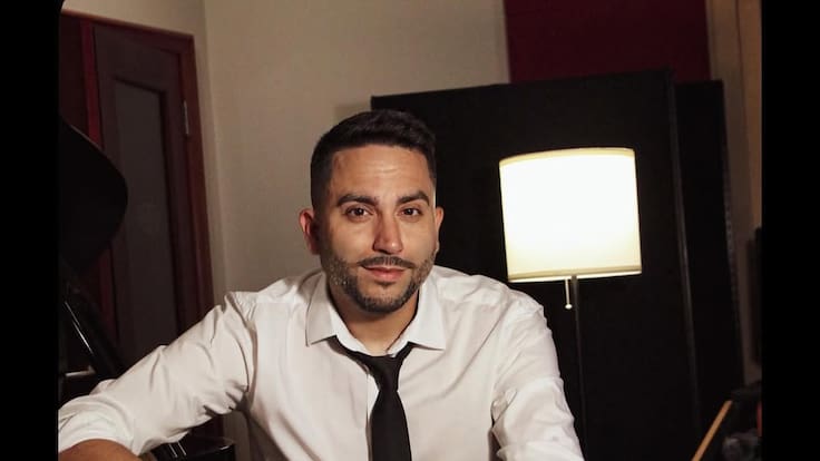 Marcos Sánchez: el productor que puso a Feid a cantar Salsa