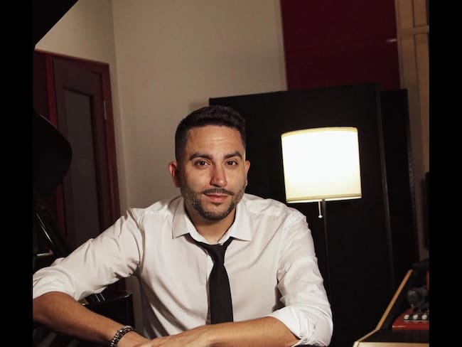 Marcos Sánchez: el productor que puso a Feid a cantar Salsa