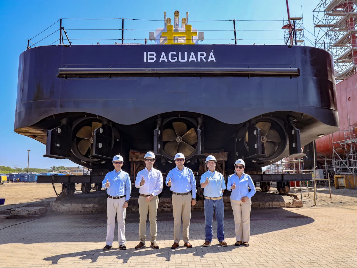 Cotecmar exportó imponente embarcación desde Cartagena a Paraguay