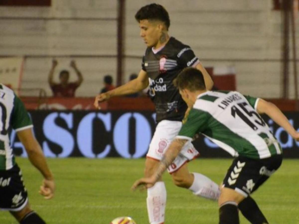 Roa marca golazo para el triunfo de Huracán sobre Banfield