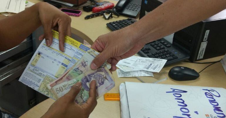 Los barranquilleros rechazan el inicio de los cortes de energía.