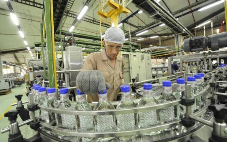 Fábrica de Licores de Antioquia.