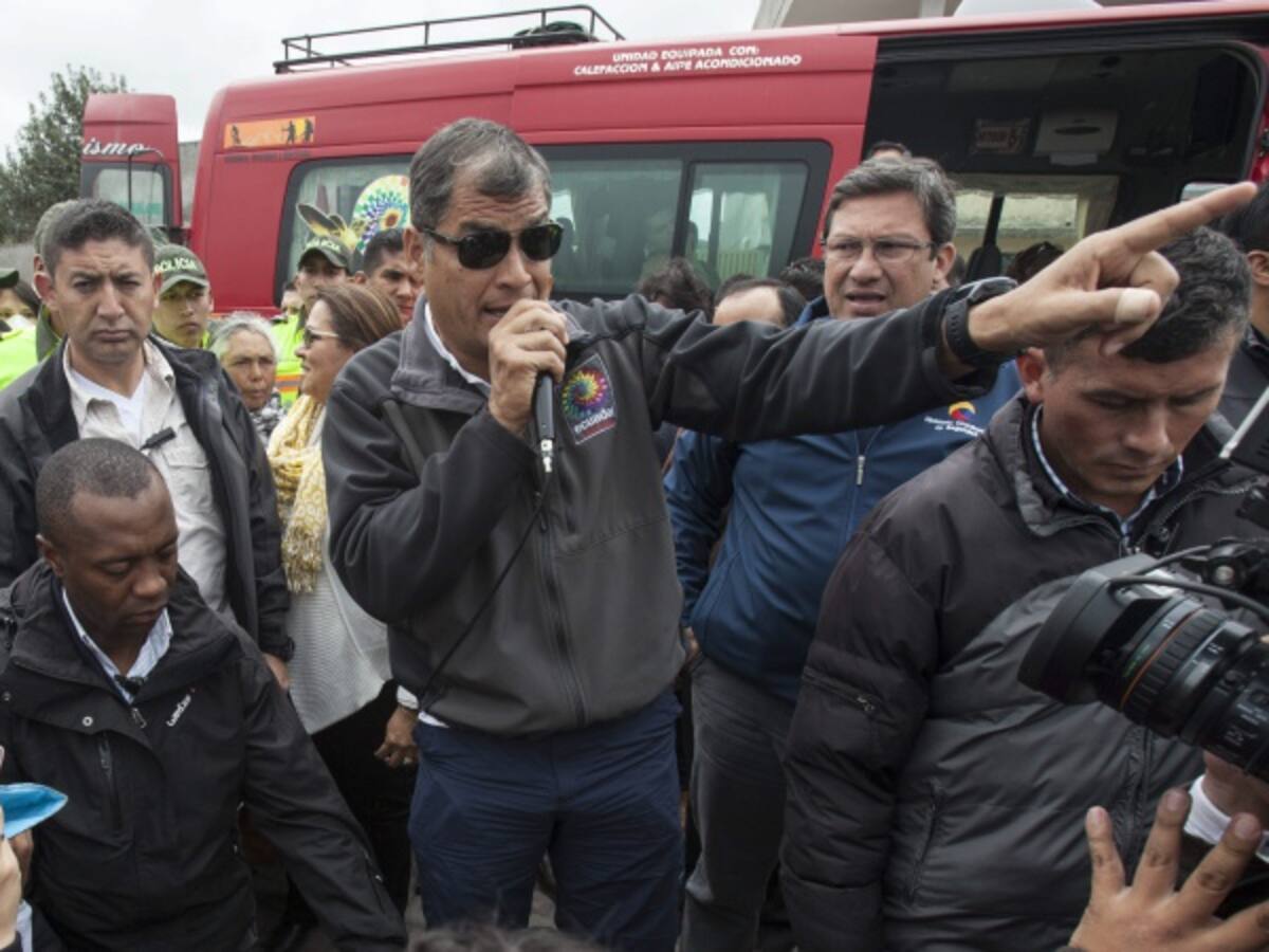 Gobierno de Ecuador pide no ir de compras en masa a Colombia