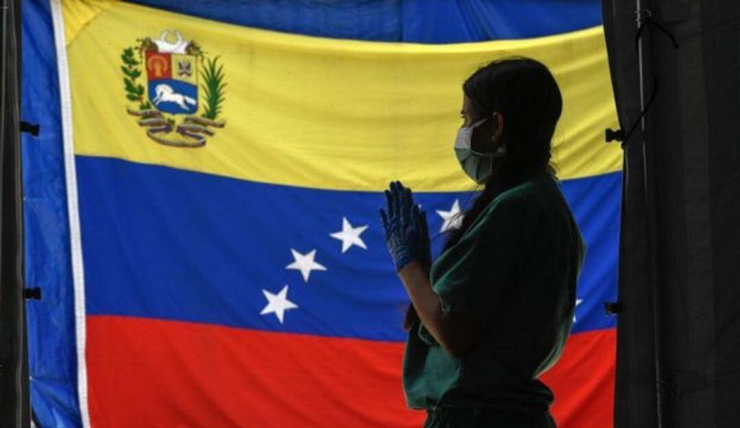 Venezolanos estarían vendiendo enseres para cubrir tratamientos del COVID