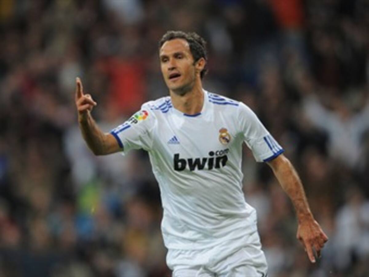 Ricardo Carvalho sufrió esguince en ligamento la rodilla derecha