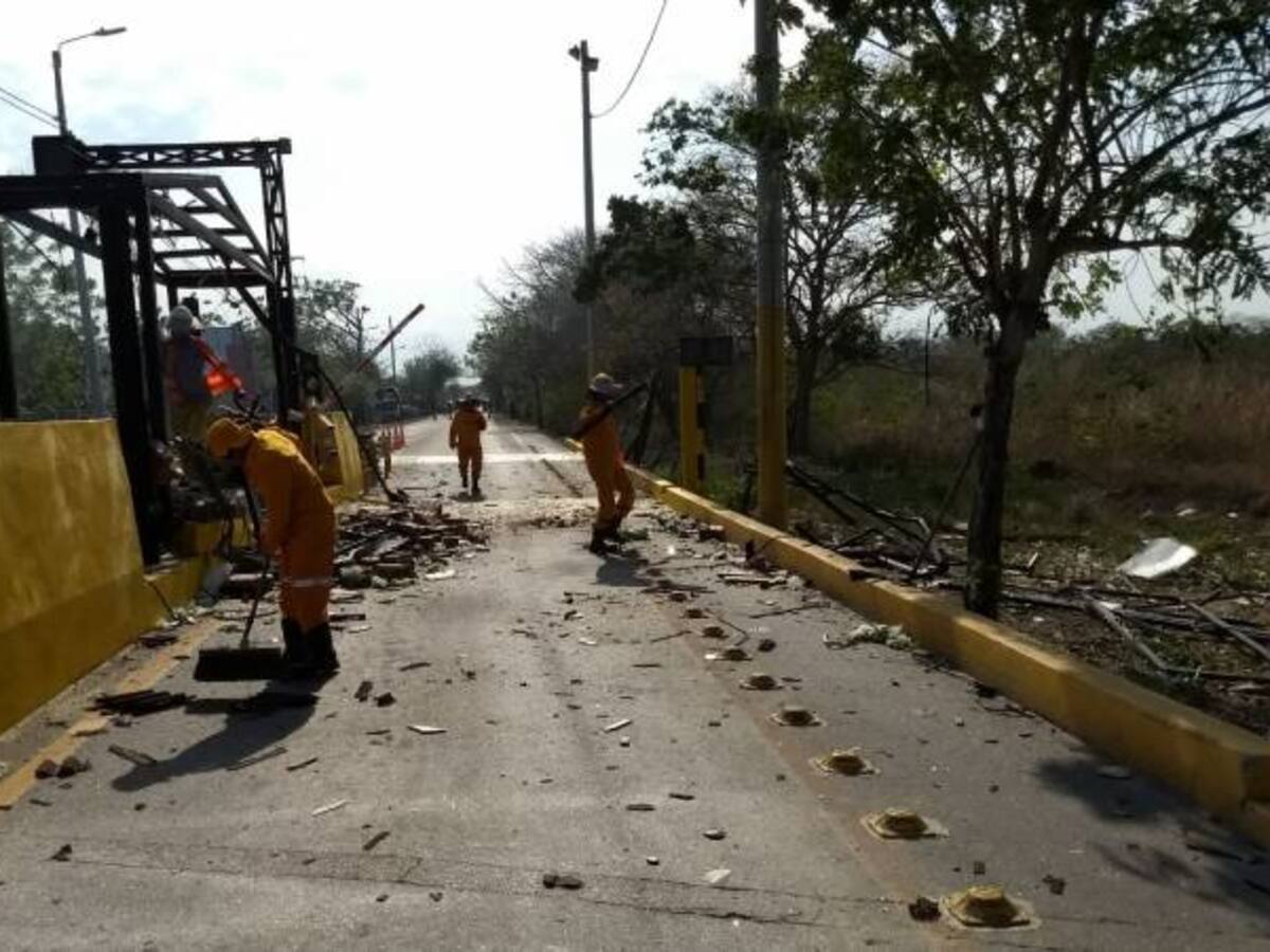 Ejército confirma voladura de dos peajes en Aguachica, Cesar
