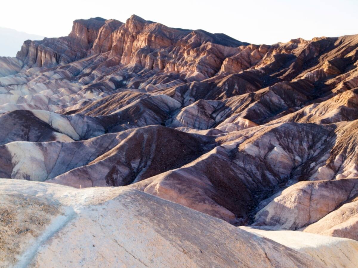 Valle de la Muerte y el misterio de las piedras que se mueven solas, ¿por qué pasa?