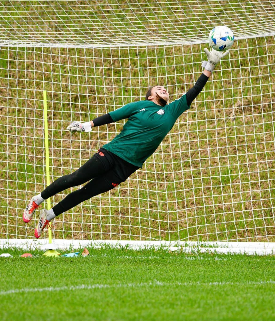 Sofía Prieto entrenando con la Selección de Colombia. Foto suministrada.