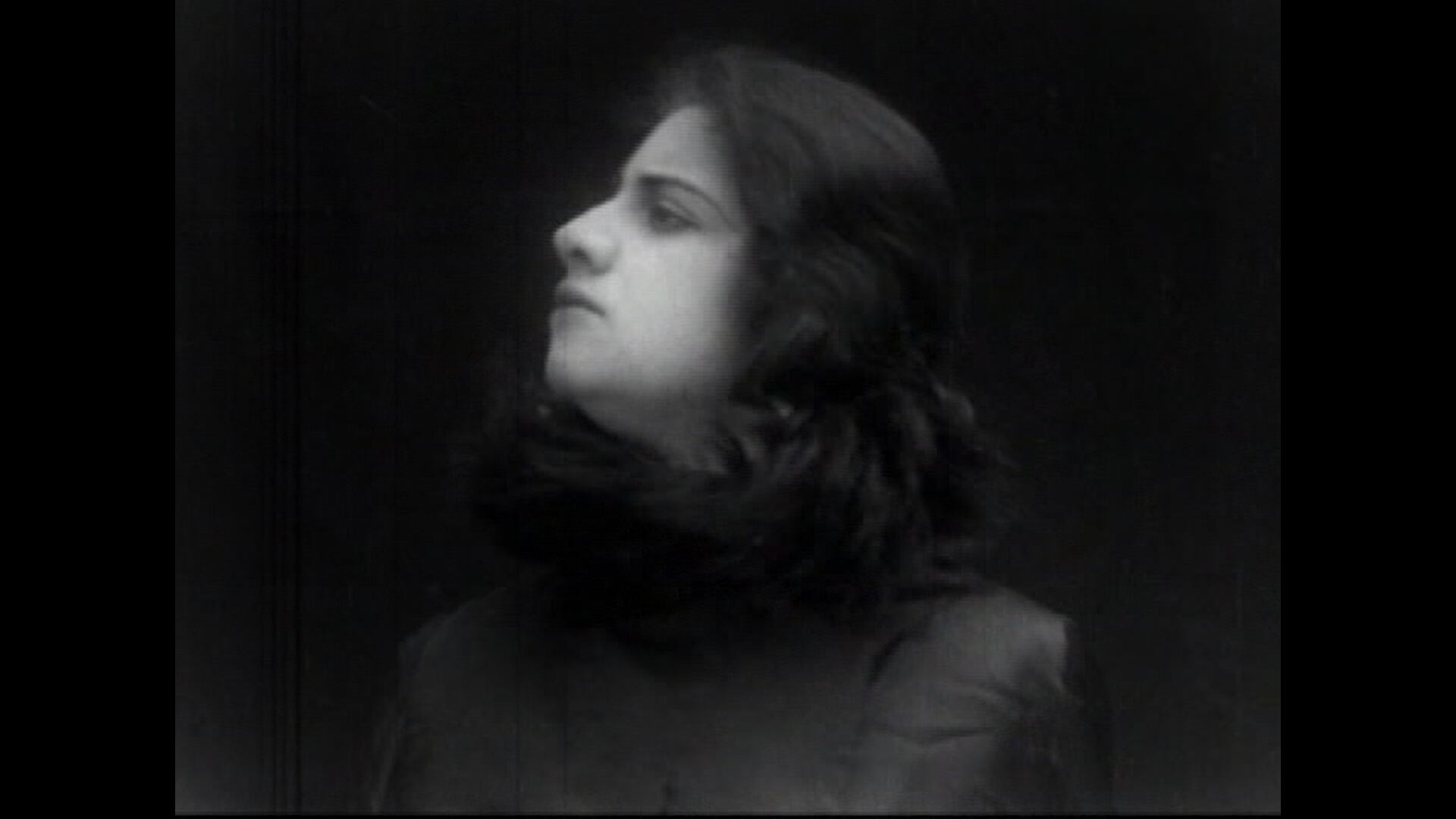 Cortesía: película “Espejos Rotos”