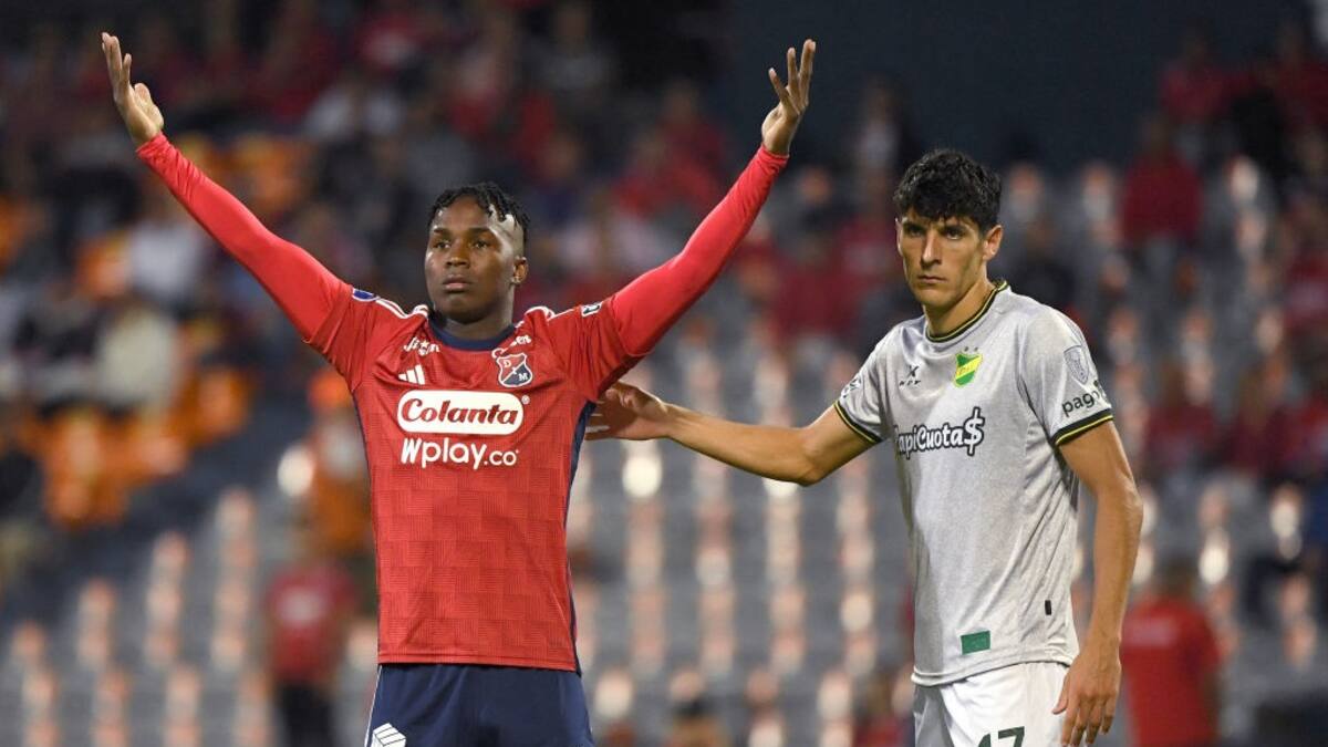 Medellín vence a Defensa y Justicia y no le pierde pisada al líder