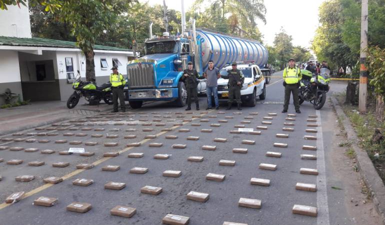 La droga y la 'mula' quedaron a disposición de la Fiscalía. 