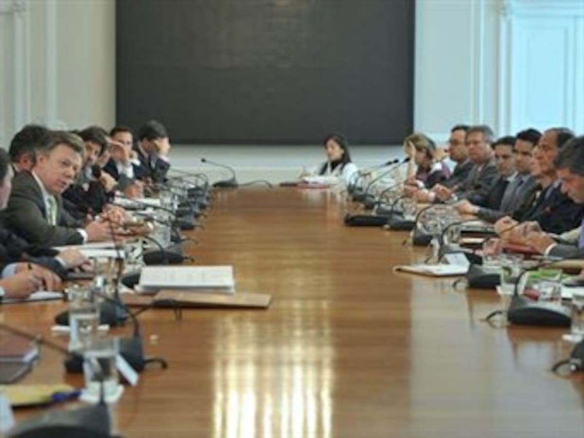 Sin los conservadores concluyó encuentro de Santos con la Unidad Nacional