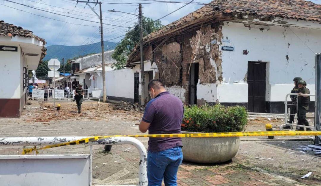 Detonación de una Moto Bomba en pleno casco urbano de Caloto, Cauca