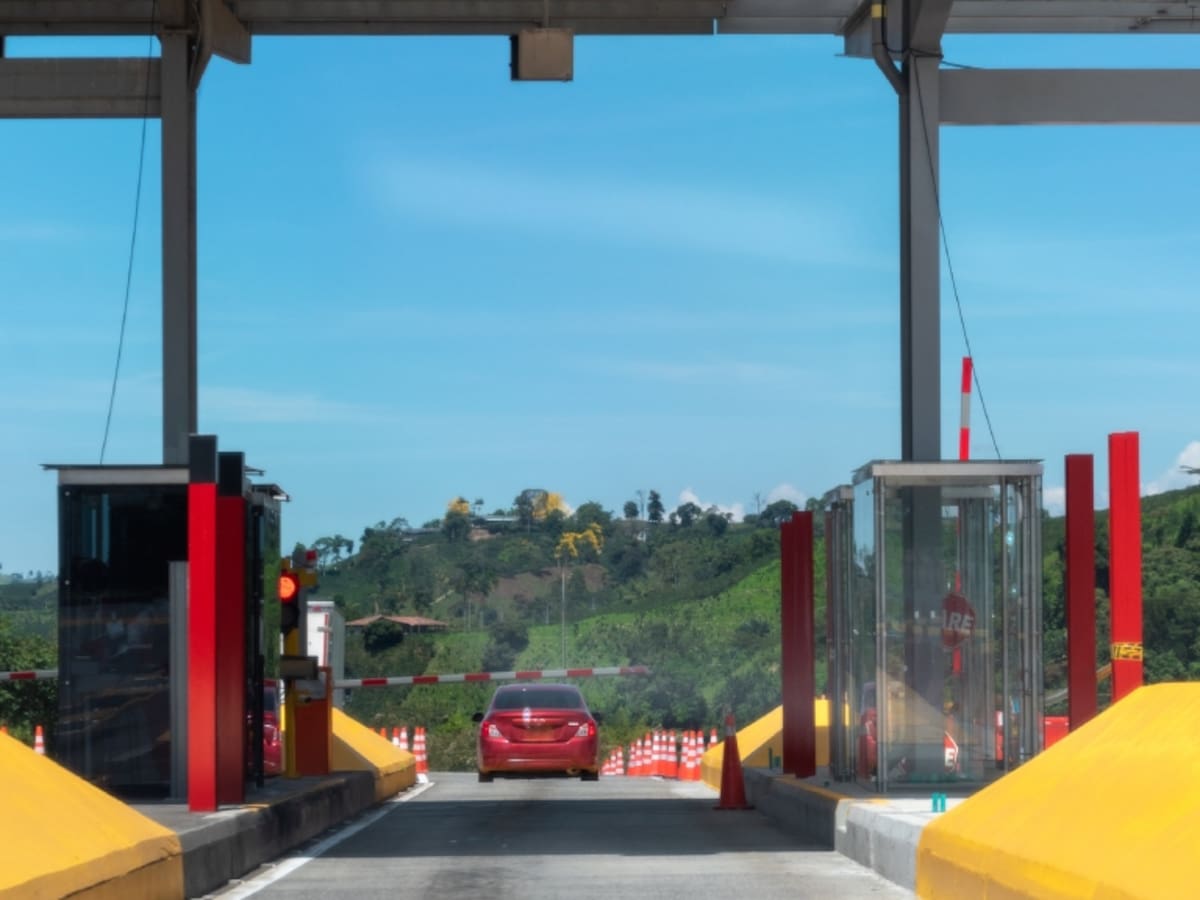 ¡Atento! Estos son los vehículos que no pagan peaje en Colombia