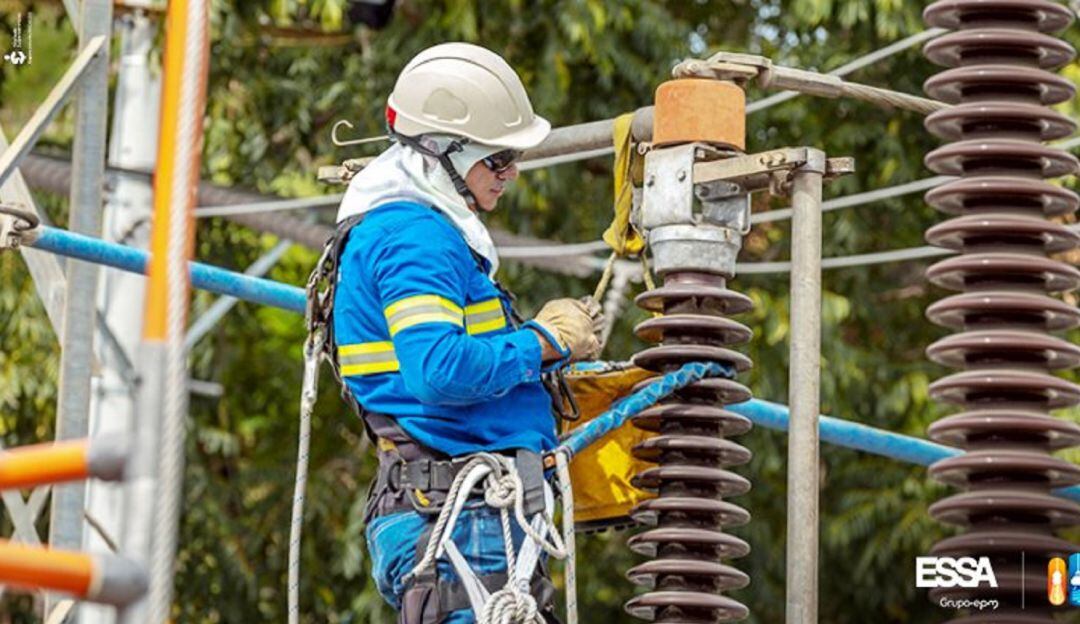 Electrificadora de Santander reporta cortes de energìa